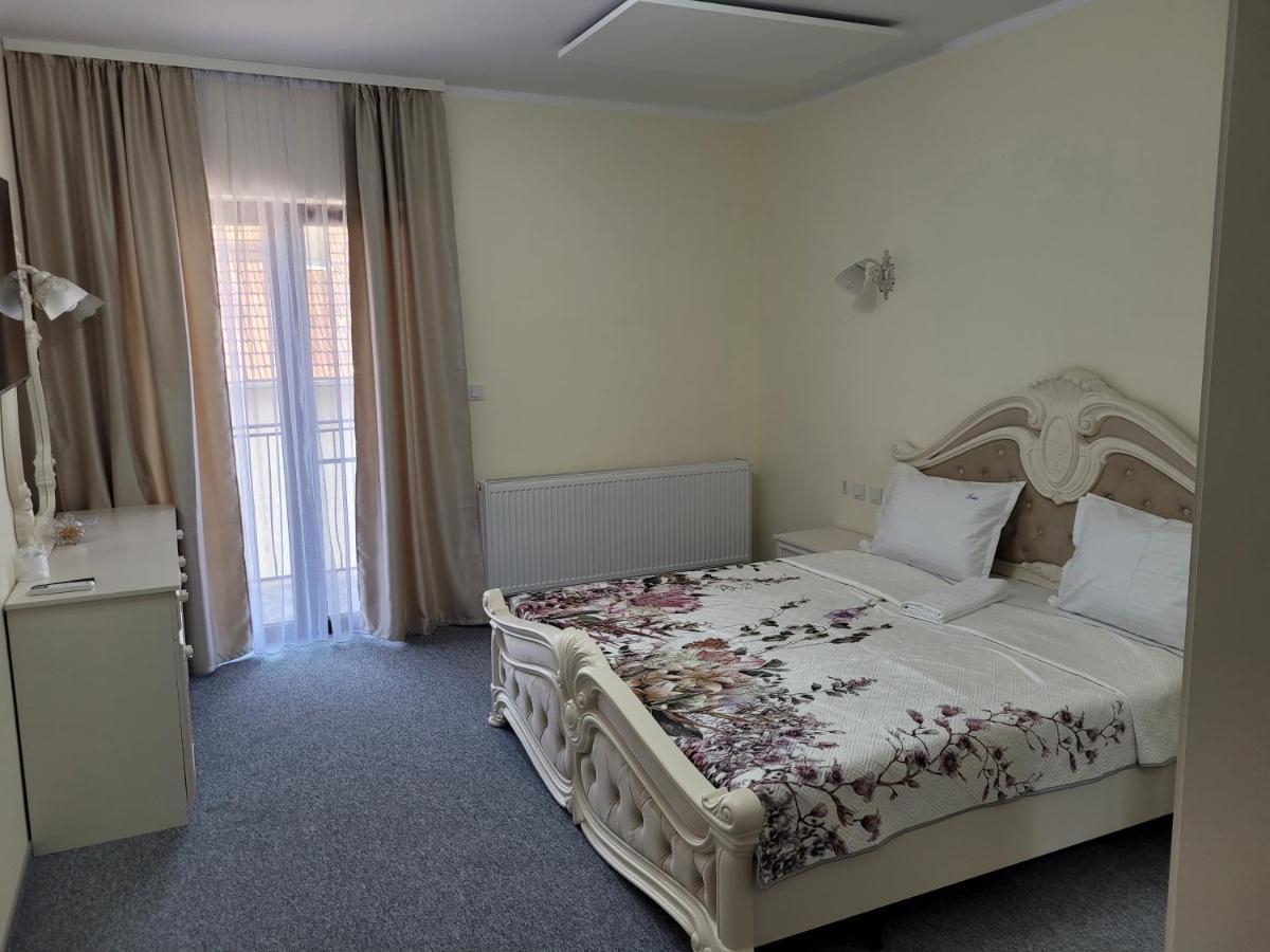 Lotus Boutique Hotel Deva Luaran gambar